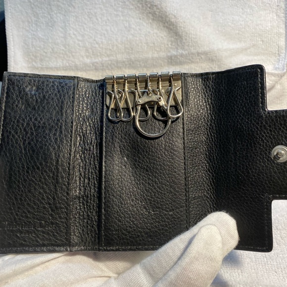 Dior authentic vintage Black Canvas and Leather Keyholder. - Picture 6 of 7